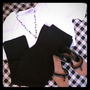 Anne Klein Black Capri Pants